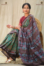 Double ikat motif detail on Vanalata — Plula and Rudraksha Bandhakala weave, GI certified Sambalpuri saree
