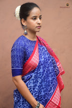 Mercerized cotton texture detail of Yashodhara Sambalpuri Handloom Bandha saree in blue and red, Pasapali