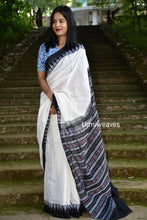 Load image into Gallery viewer, Shanti - Phoda Kumbha Saree | Urmiweaves - Pasapali
